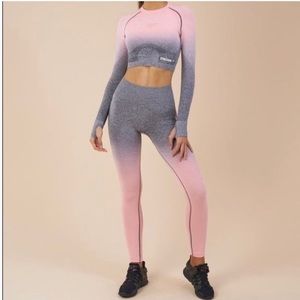 Gymshark gray/ pink ombré seamless set.
